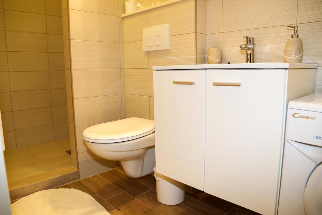 Apartments Seka Хвар Экстерьер фото